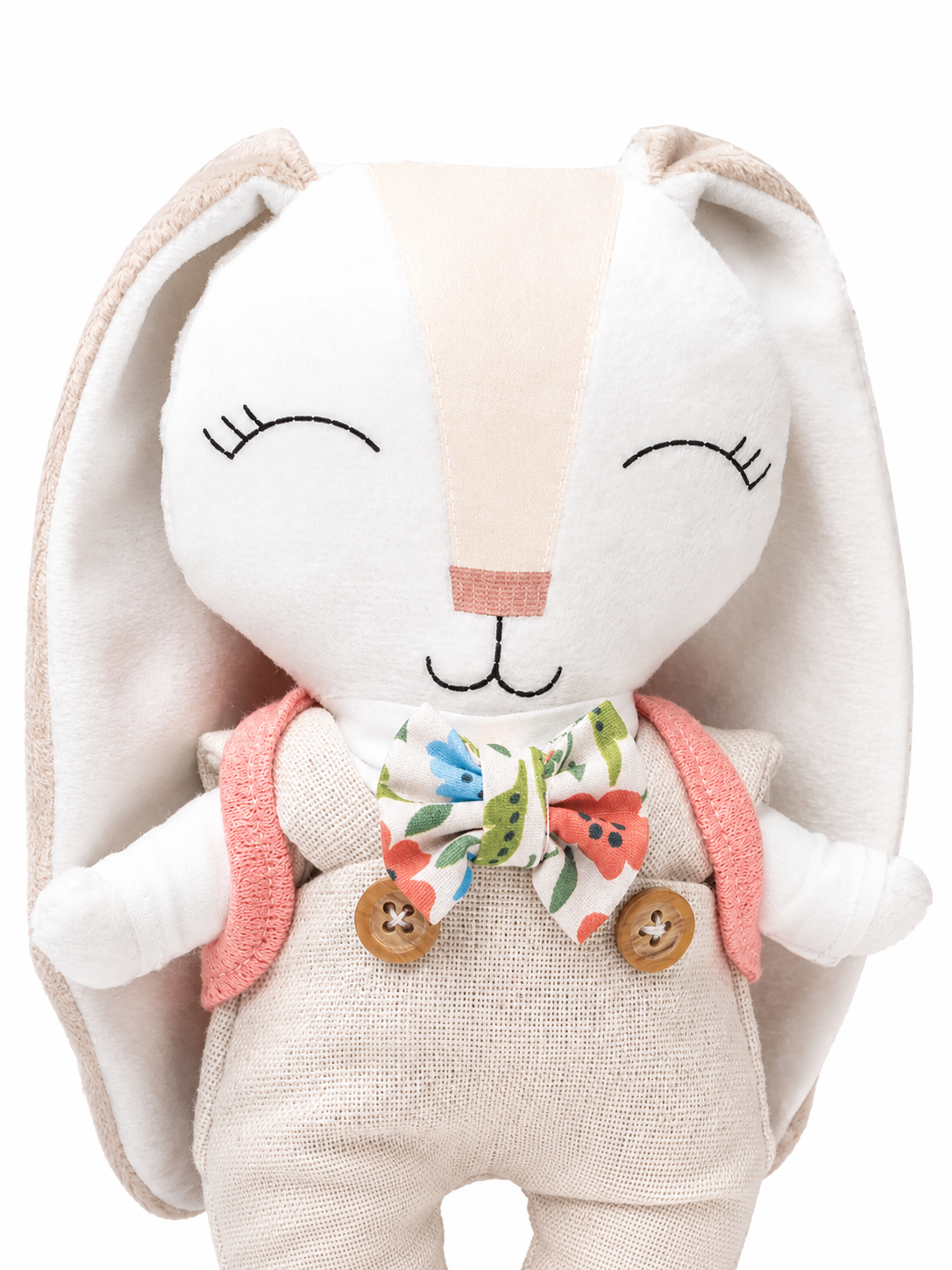 Minono Explorador con Overol de Lino y Mochilita Zanahoria – 20 cm